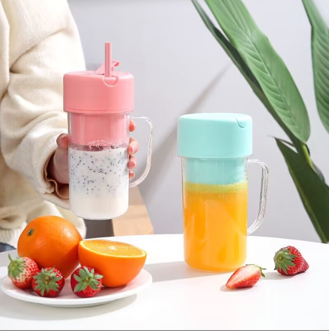 Portable Electric Straw Juicer, for Fresh Fruit and Vegetable Juices | Rechargeable | Smoothie Maker for Protein Shakes, Outdoor | 420 ml