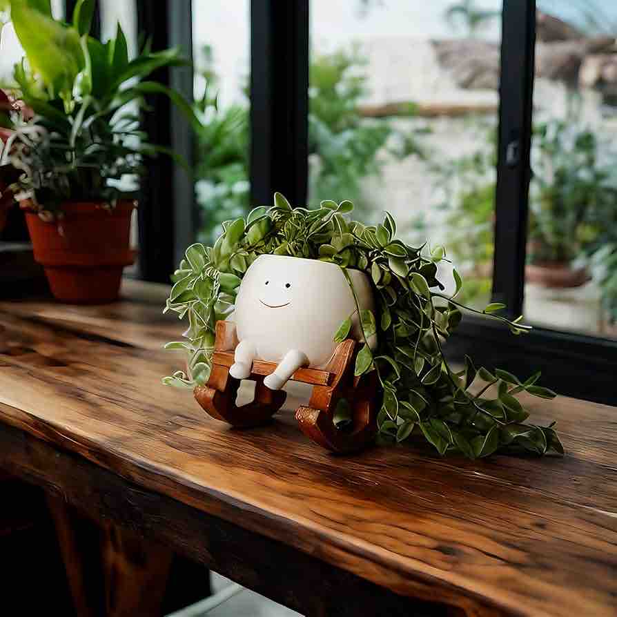Smily Face Planter Pot for Indoor/Outdoor | Rocking Chair with Drainage Hole, Beige